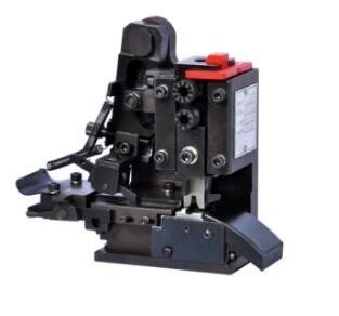 Side Feed Terminal Crimping Machine With Flexible Moulding MAX.1.2mm Thickness